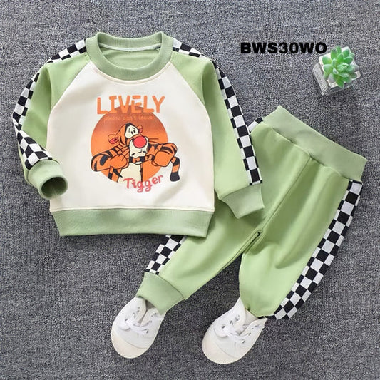 Luckey Premium Sweatshirt and Joggers set